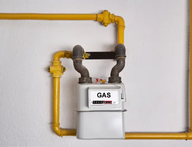 Contador de gas con instalación profesional y segura en vivienda